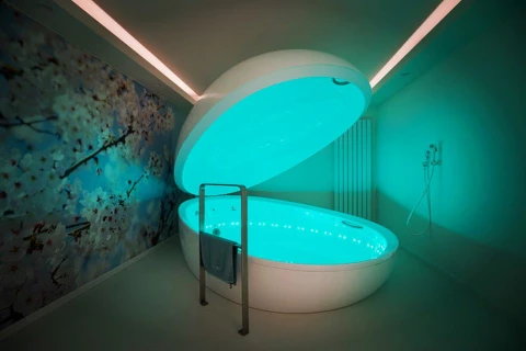 Floatspa by Maison Pure 